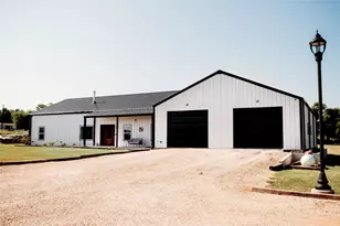 208 Chicken Field Rd, Whitewright, TX 75491 - Photo 2