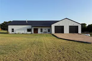208 Chicken Field Rd, Whitewright, TX 75491 - Photo 1
