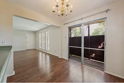 5838 Sandhurst Lane, Dallas, TX 75206 - Photo 12