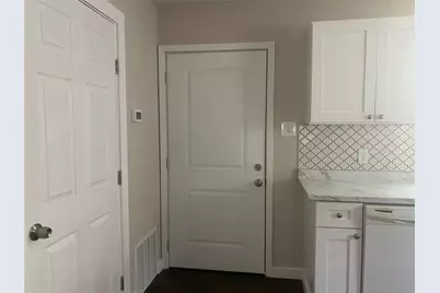 212 Washington Street #B, Garland, TX 75040 - Photo 2