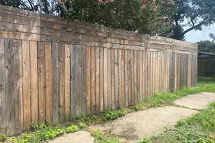 212 Washington St, Garland, TX 75040 - Photo 18