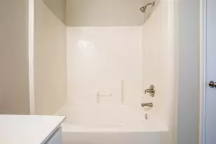 10500 Aransas Dr, Fort Worth, TX 76131 - Photo 14