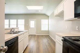 10500 Aransas Dr, Fort Worth, TX 76131 - Photo 24