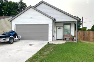 321 15th St, Grand Prairie, TX 75050 - Photo 1