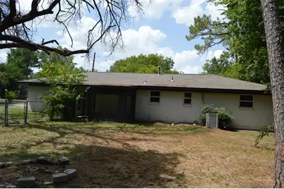501 E 2nd Street, Quinlan, TX 75474 - Photo 6