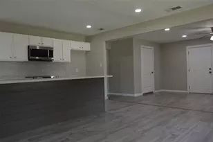 501 E 2nd St, Quinlan, TX 75474 - Photo 8