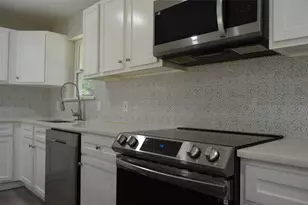 501 E 2nd St, Quinlan, TX 75474 - Photo 12