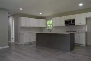 501 E 2nd St, Quinlan, TX 75474 - Photo 10