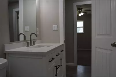 501 E 2nd Street, Quinlan, TX 75474 - Photo 22