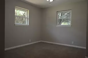 501 E 2nd St, Quinlan, TX 75474 - Photo 24