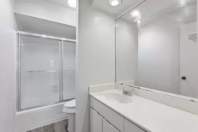13422 Blossomheath Lane, Dallas, TX 75240 - Photo 12