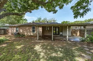 828 Billie Ruth Ln, Hurst, TX 76053 - Photo 28