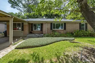828 Billie Ruth Ln, Hurst, TX 76053 - Photo 1