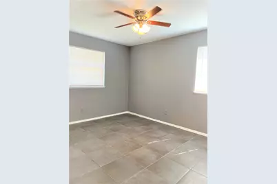 5609 Conlin Drive, Fort Worth, TX 76134 - Photo 10