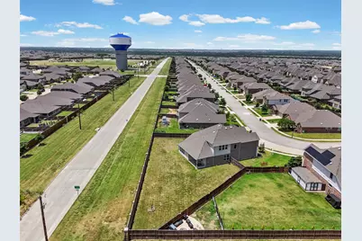 1640 Millican Lane, Aubrey, TX 76227 - Photo 38