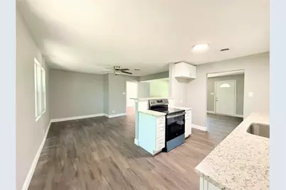 502 E Park Avenue, Sherman, TX 75090 - Photo 2