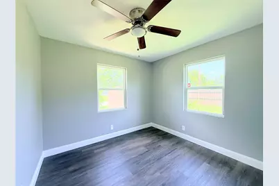 502 E Park Avenue, Sherman, TX 75090 - Photo 16