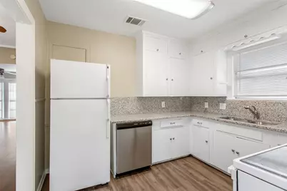 5829 E Mockingbird Lane, Dallas, TX 75206 - Photo 12