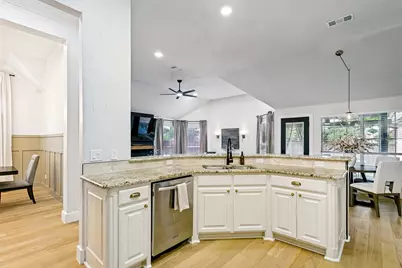 10217 Forrest Drive, Frisco, TX 75035 - Photo 10