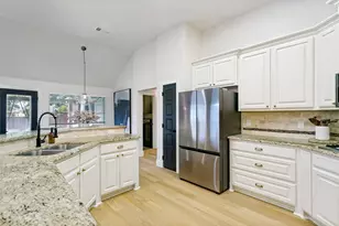 10217 Forrest Dr, Frisco, TX 75035 - Photo 12