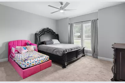 339 S Stewart Avenue, Lancaster, TX 75146 - Photo 14