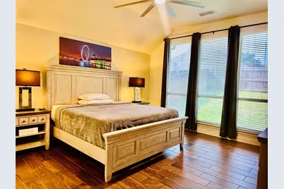 5851 Lorenzo Drive, Grand Prairie, TX 75052 - Photo 4