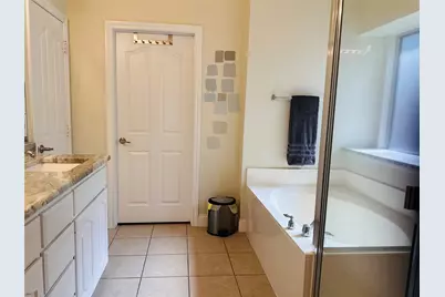 5851 Lorenzo Drive, Grand Prairie, TX 75052 - Photo 6