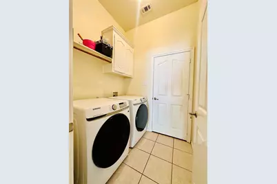 5851 Lorenzo Drive, Grand Prairie, TX 75052 - Photo 22