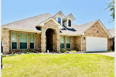 5851 Lorenzo Drive, Grand Prairie, TX 75052 - Photo 2