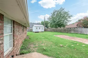 2205 Canyon Cir, Bonham, TX 75418 - Photo 16