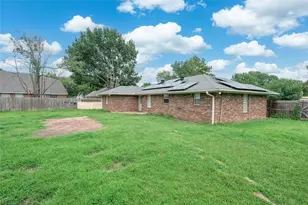 2205 Canyon Cir, Bonham, TX 75418 - Photo 20