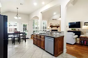 5905 Cripple Creek Tr, North Richland Hills, TX 76180 - Photo 12