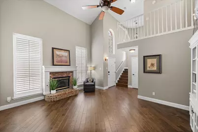 1239 Falcon Trail, Bedford, TX 76021 - Photo 4