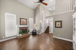 1239 Falcon Trail, Bedford, TX 76021 - Photo 4