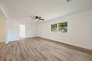 2415 W Morton St, Denison, TX 75020 - Photo 4