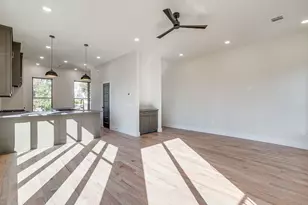 2820 Weisenberger St, Fort Worth, TX 76107 - Photo 6
