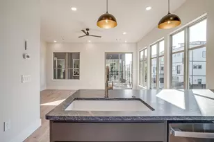 2820 Weisenberger St, Fort Worth, TX 76107 - Photo 2