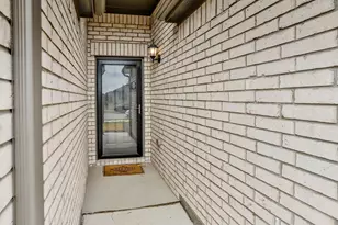 8713 Rock Hibiscus Dr, Fort Worth, TX 76131 - Photo 2