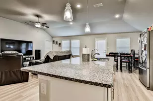 8713 Rock Hibiscus Dr, Fort Worth, TX 76131 - Photo 6