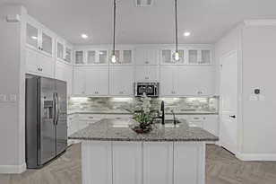 1914 Melinda Ln, Farmers Branch, TX 75234 - Photo 10