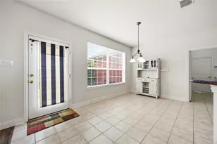 9024 Fox Hollow Tr, Irving, TX 75063 - Photo 10