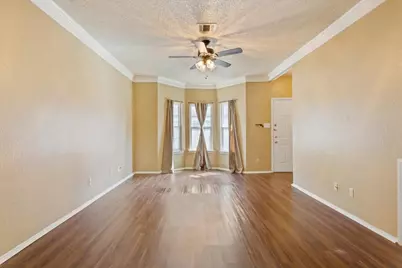 1325 Speight Avenue, Waco, TX 76706 - Photo 6