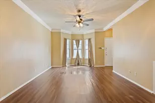 1325 Speight Ave, Waco, TX 76706 - Photo 6