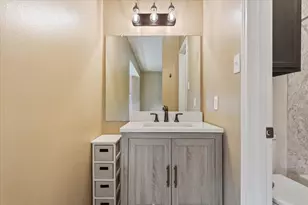 1325 Speight Ave, Waco, TX 76706 - Photo 18