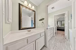 10624 Star Meadow Dr, Frisco, TX 75033 - Photo 32