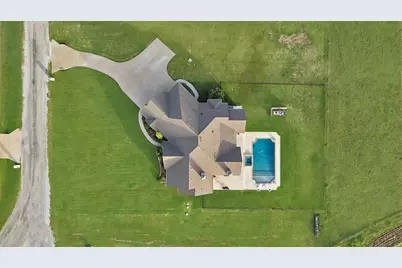 9688 Whispering Creek Terrace, Grandview, TX 76050 - Photo 38
