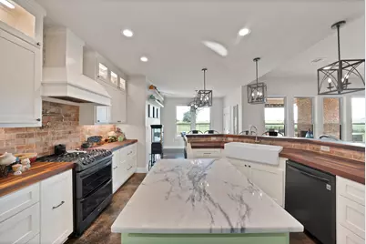 9688 Whispering Creek Terrace, Grandview, TX 76050 - Photo 14