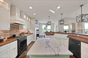 9688 Whispering Creek Ter, Grandview, TX 76050 - Photo 14
