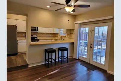 2908 Shady Lake Circle, Carrollton, TX 75006 - Photo 4