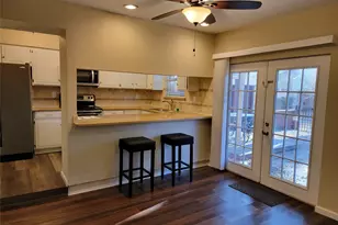 2908 Shady Lake Cir, Carrollton, TX 75006 - Photo 4